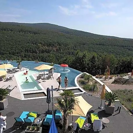 Ozon Conference And Wellness 4*