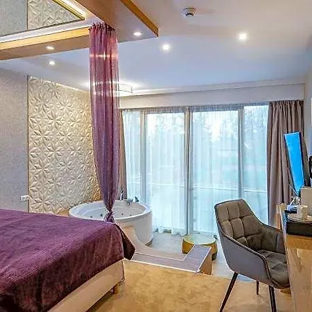 Hotel Ozon Conference And Wellness